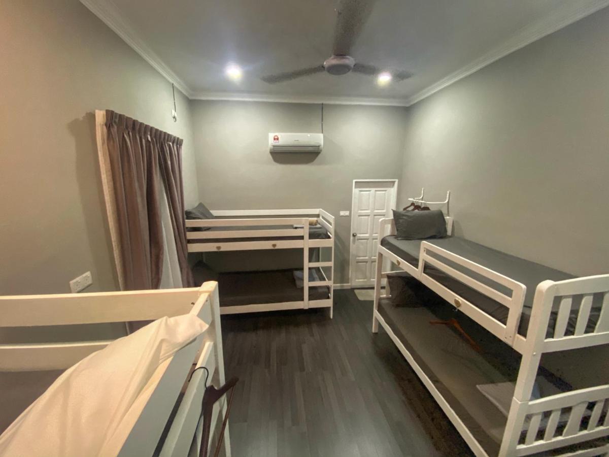 Shafickza Guesthouse Kuala Terengganu Kültér fotó